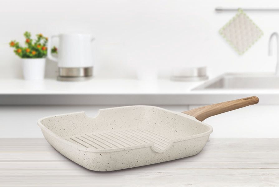 30cm Granite Grill Pan With Spout